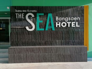 the sea bangsaen hotel