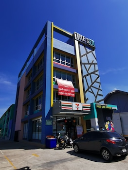 the sea bangsaen hotel