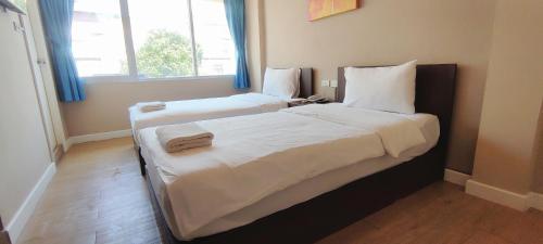 the sea bangsaen hotel