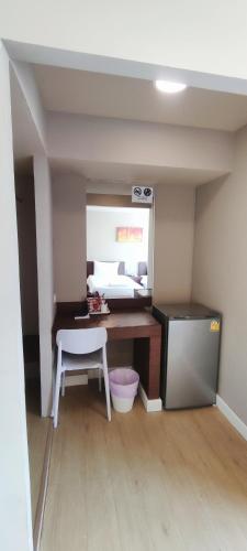 the sea bangsaen hotel