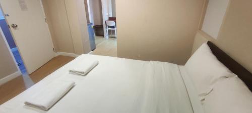 the sea bangsaen hotel