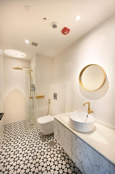 dream chaser boutique capsule hotel