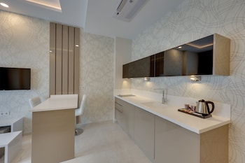 ege birlik seasight suites