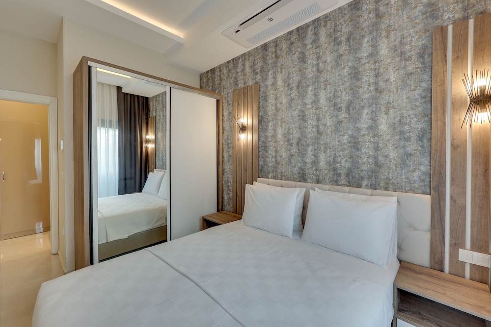 ege birlik seasight suites