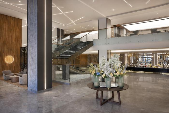 holiday inn and suites al khobar an ihg hotel