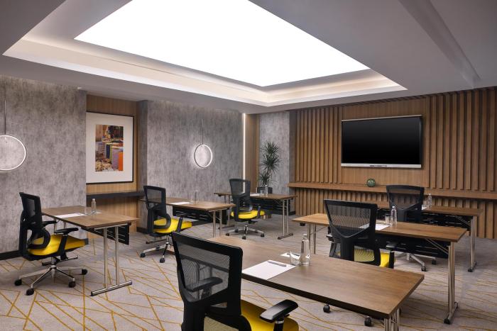 holiday inn and suites al khobar an ihg hotel