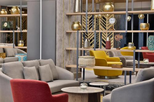 holiday inn and suites al khobar an ihg hotel