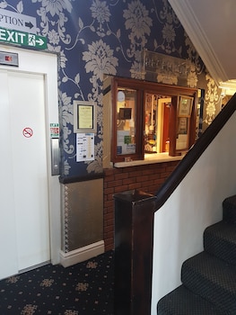 Blenheim Mount Hotel,Liverpool>>Blackpool,3 star