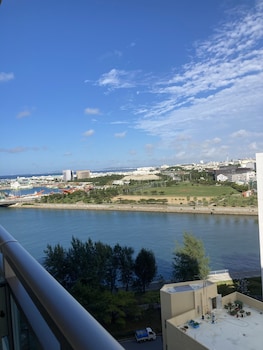 buransiera naha akebono puremisuto 1009