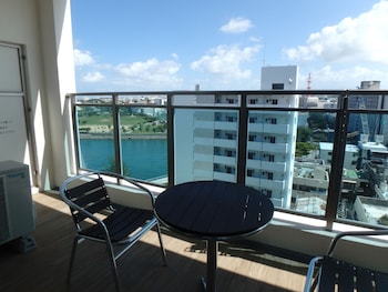 buransiera naha akebono puremisuto 1009