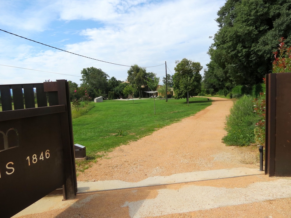 hotel mas carreras 1846