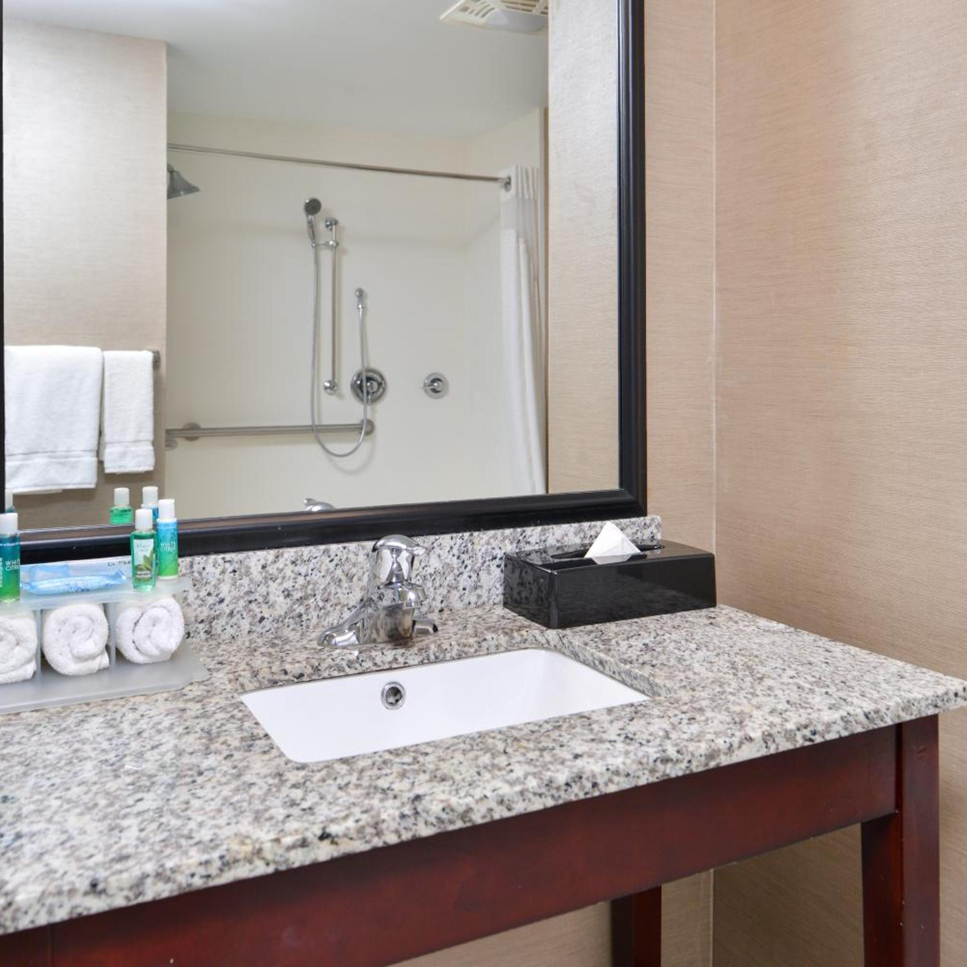 holiday inn express canandaigua finger lakes by ihg