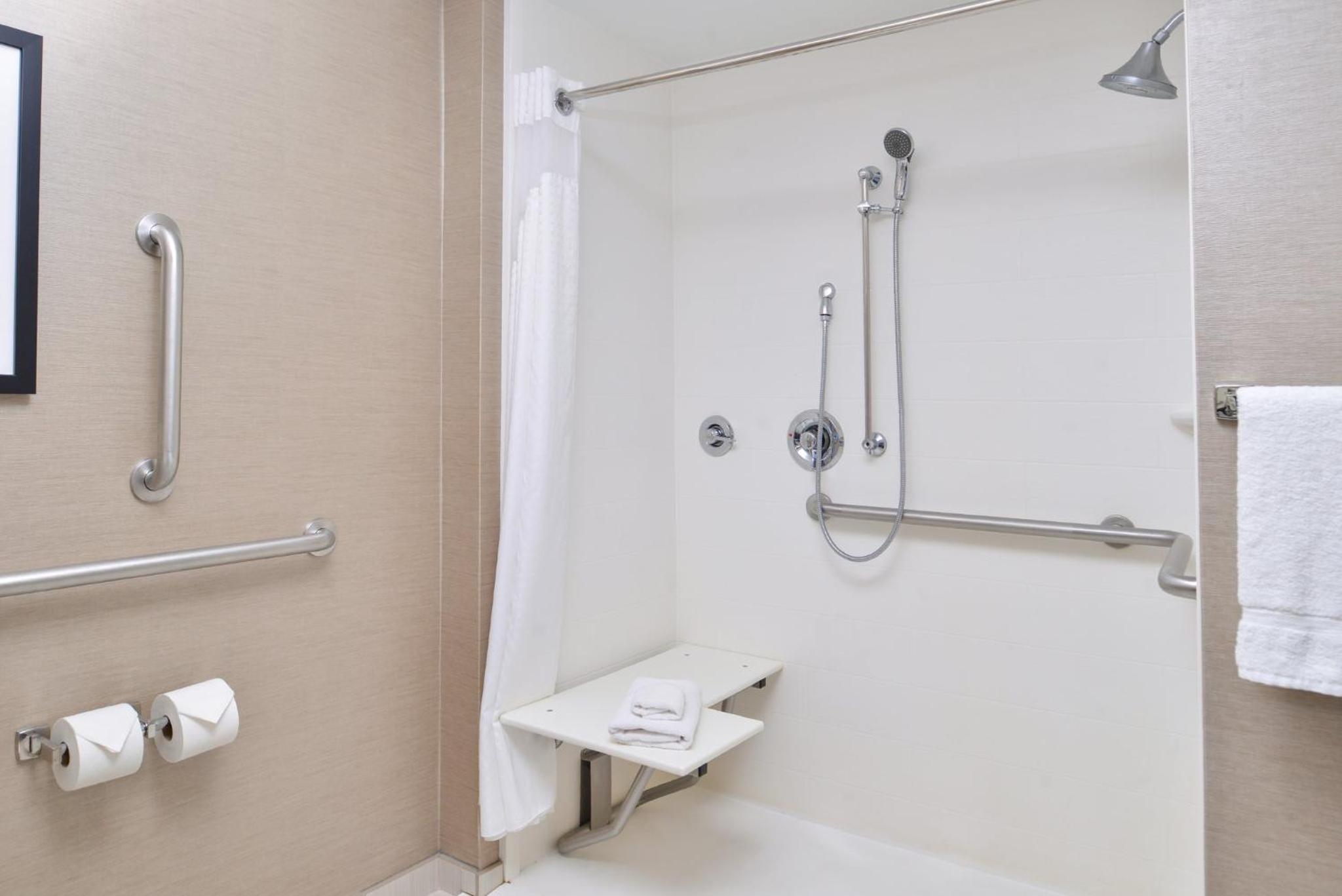 holiday inn express canandaigua finger lakes by ihg