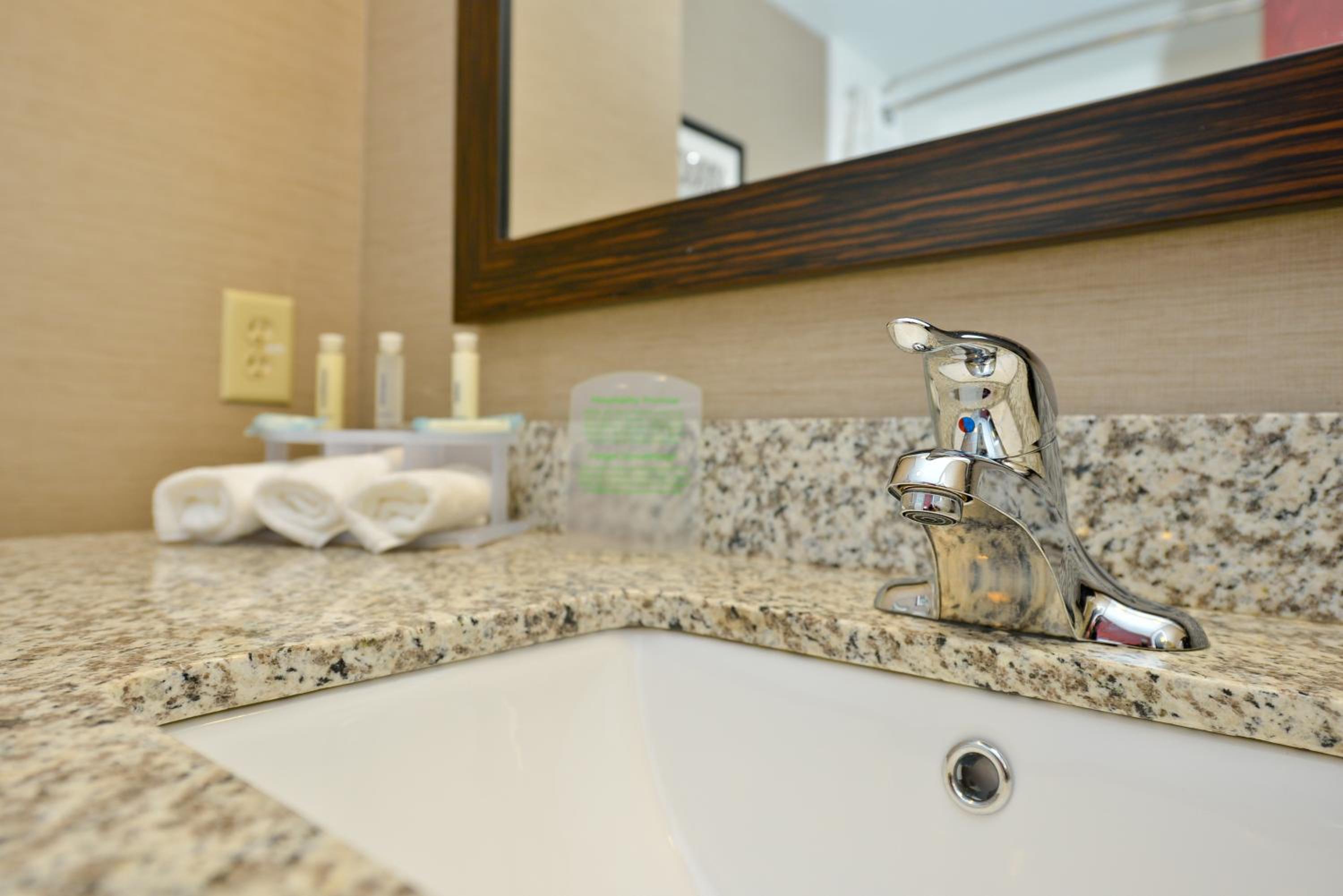 holiday inn express canandaigua finger lakes by ihg
