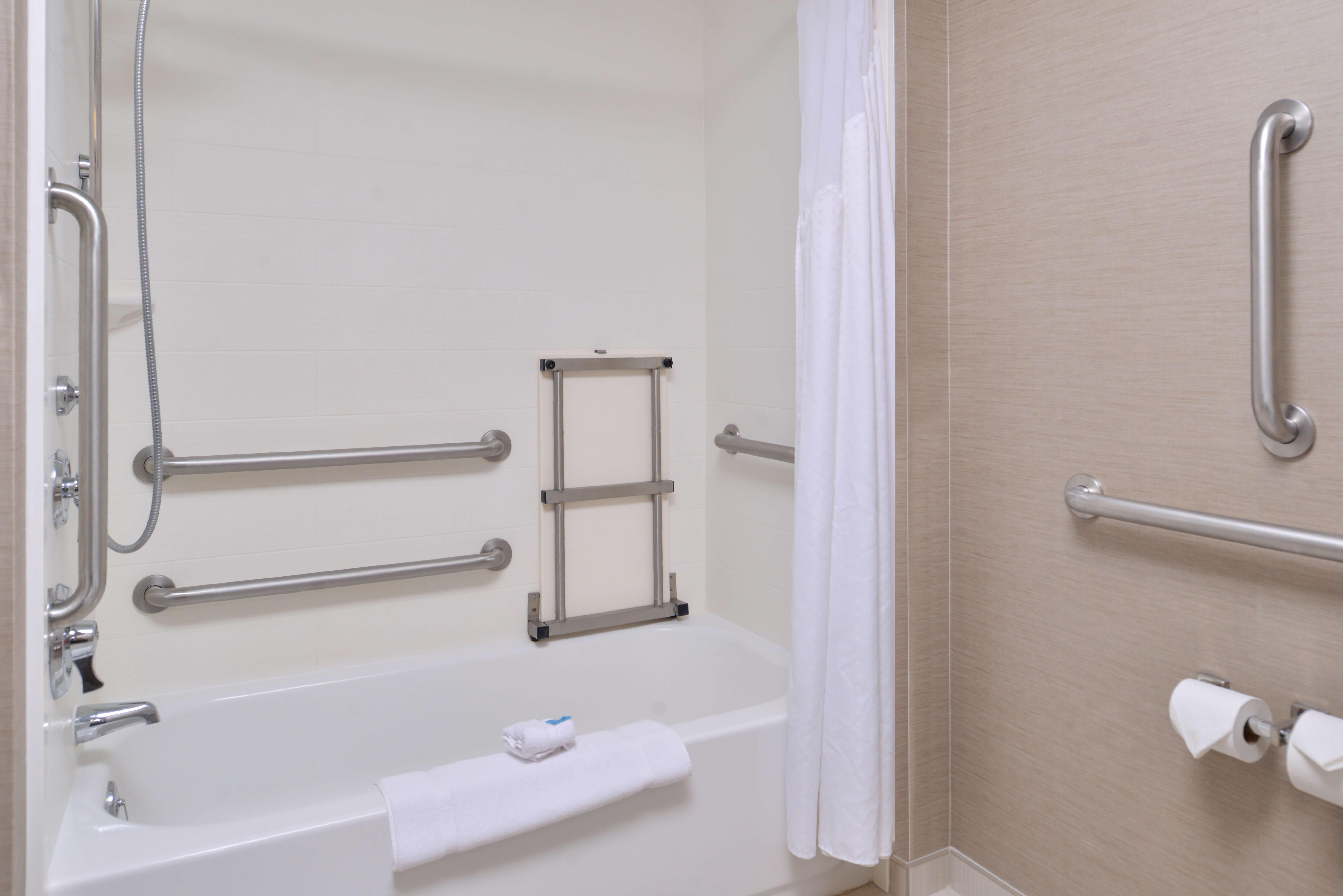 holiday inn express canandaigua finger lakes by ihg