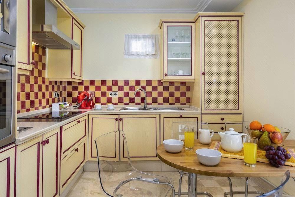 hotel boutique casa del poeta sevilla