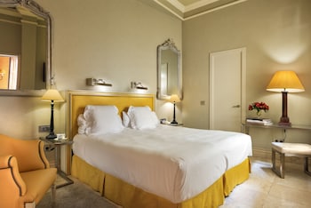 hotel boutique casa del poeta sevilla