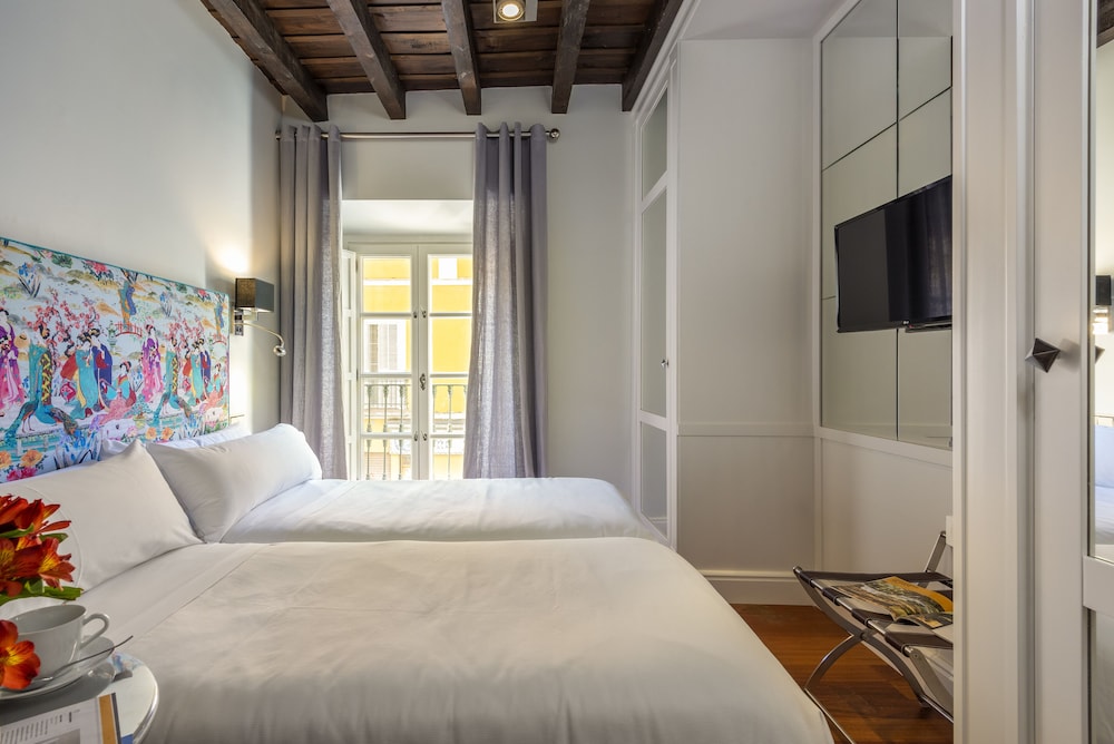 hotel boutique casa del poeta sevilla