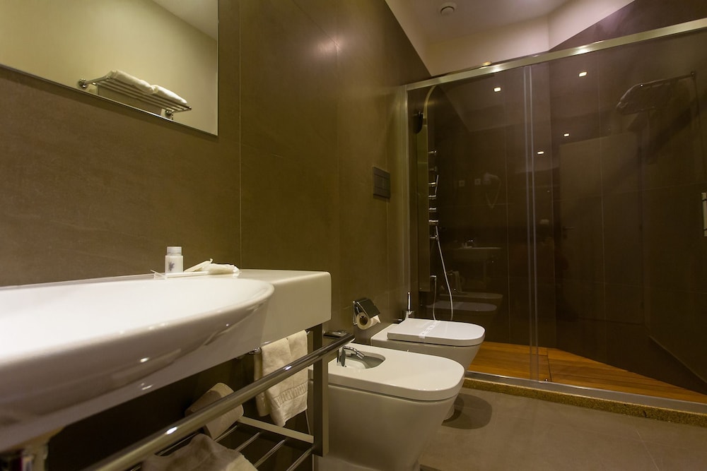 tempus hotel and spa