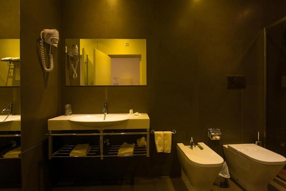 tempus hotel and spa