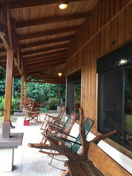 birds and breakfast