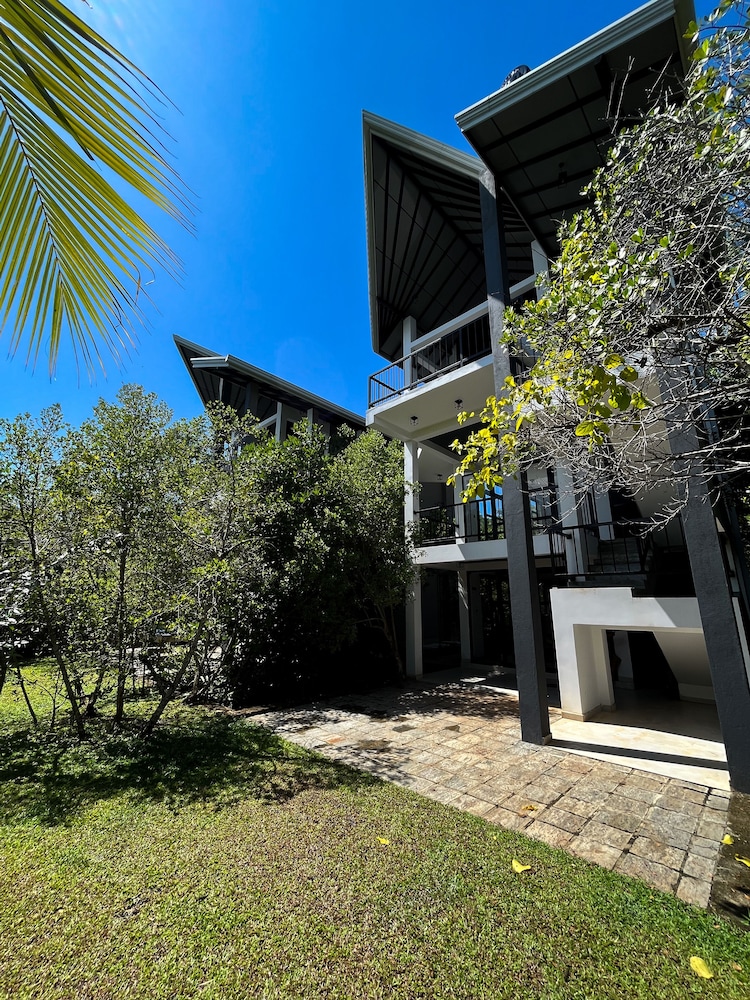 karawwa luxury villas