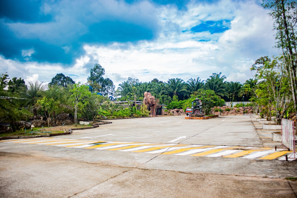 saline hot spring resort
