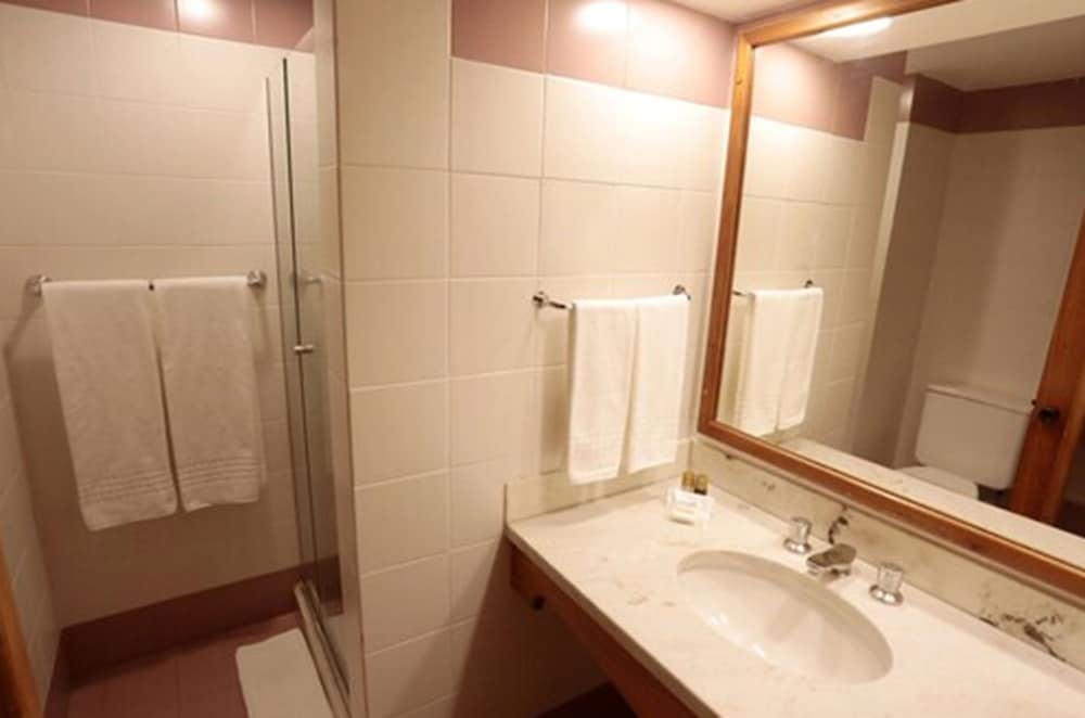 tri hotel canela