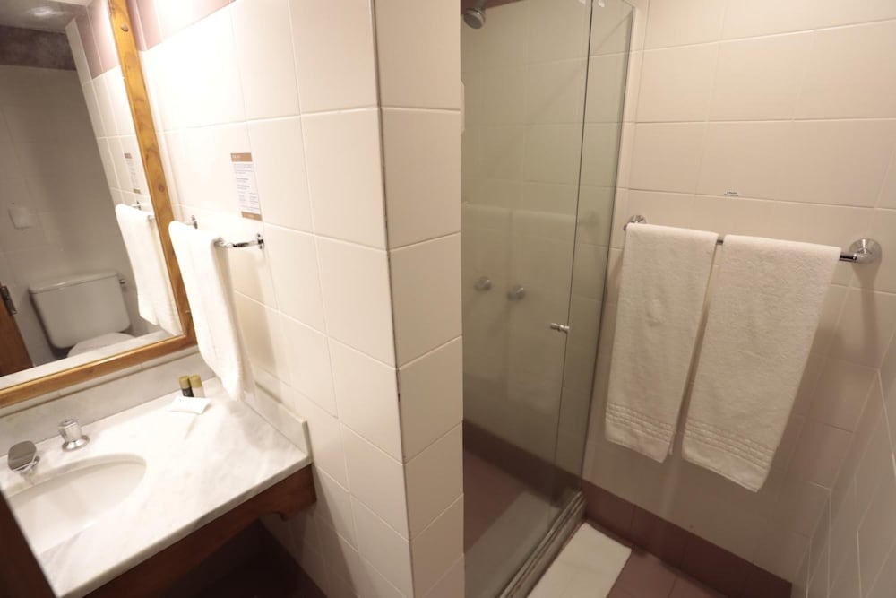 tri hotel canela