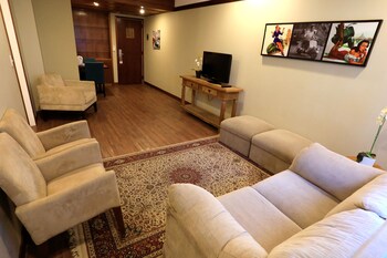 tri hotel canela