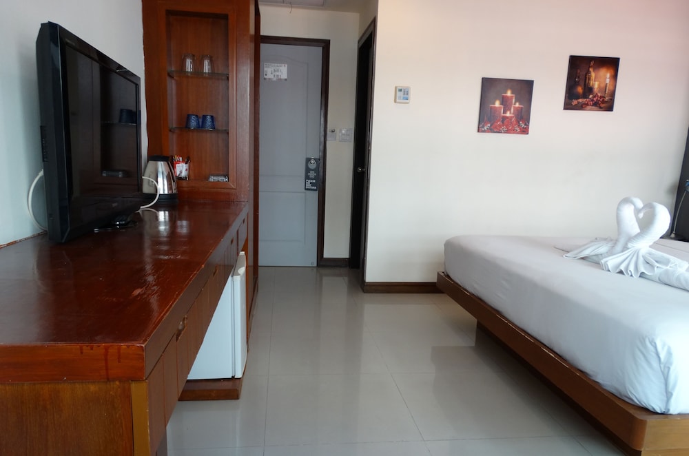 acca patong apartments