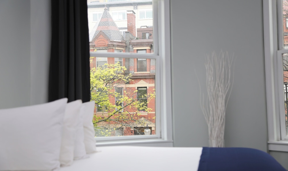 245 newbury st