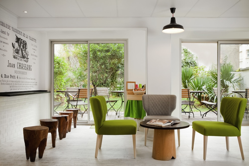 ibis styles paris buttes chaumont