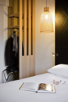 ibis styles paris buttes chaumont