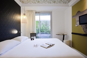 ibis styles paris buttes chaumont