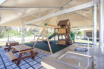 crowdy bay eco resort