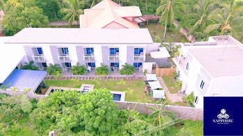 sapphire boutique resort