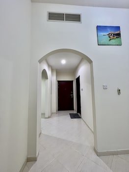 Robin Hostel For Males,Old Dubai>>Bur Dubai,1 star