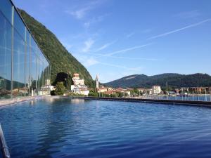 laveno mombello