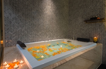 grand tourane nha trang hotel