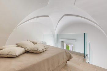 2478 perla saracena suite familiare by barbarhouse