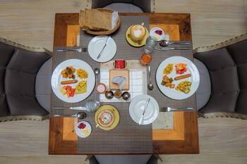 hotel fewa trip