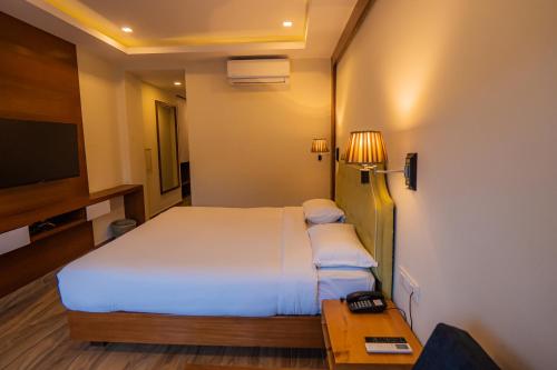hotel fewa trip