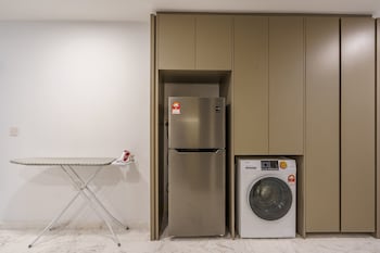 eaton residence klcc