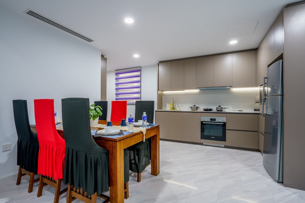eaton residence klcc