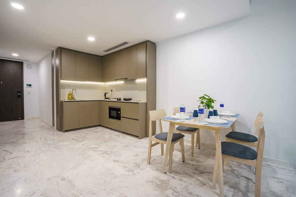eaton residence klcc