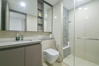 eaton residence klcc