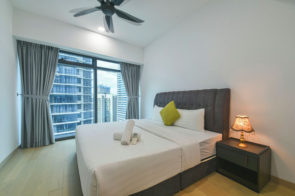 eaton residence klcc