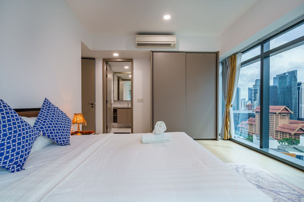 eaton residence klcc