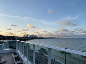 blue sunset suites